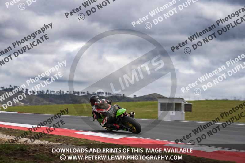 cadwell no limits trackday;cadwell park;cadwell park photographs;cadwell trackday photographs;enduro digital images;event digital images;eventdigitalimages;navarra;no limits trackdays;peter wileman photography;racing digital images;trackday digital images;trackday photos